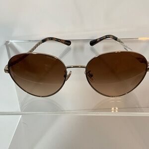 NWT coach metal frame sunglasses HC 7114 light gold with hard case RX